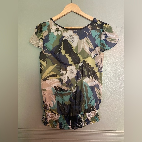 Apt. 9 Womens Size Medium Flutter Sleeve Ruching Hem Camo Tropical Blouse - Picture 5 of 8